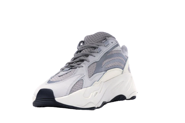 YZY 700 V2 Static - Image 4