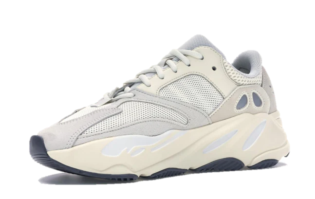 YZY Boost 700 Analog - Image 4