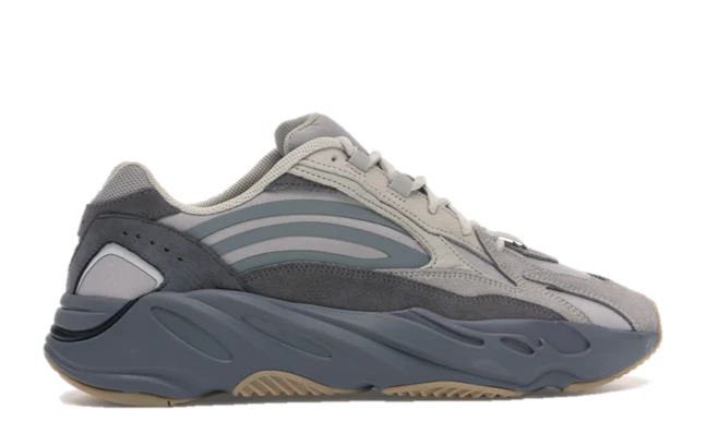YZY Boost 700 V2 Tephra