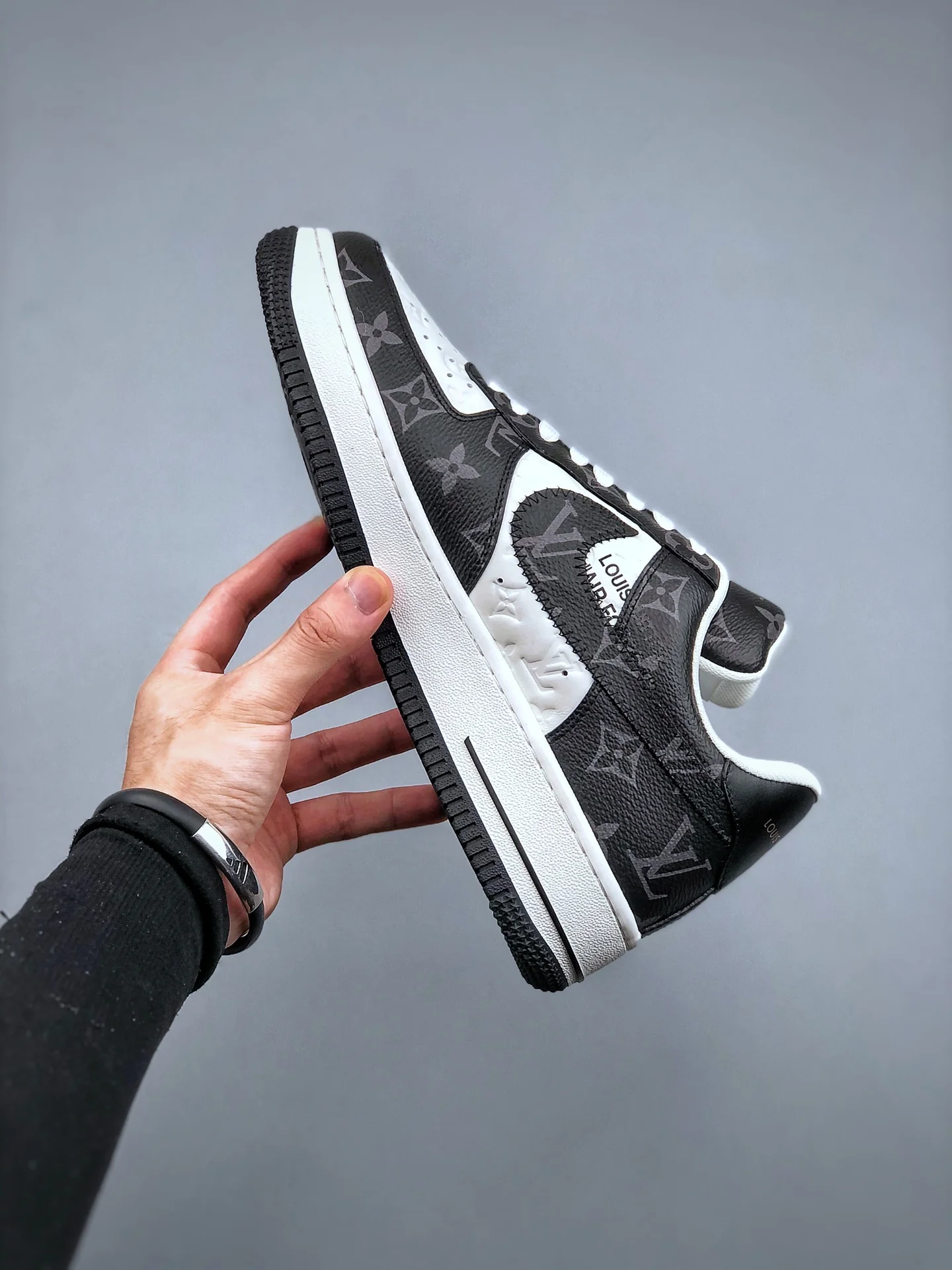 AF1 x OW by Virgil - Panda Customs - Image 3
