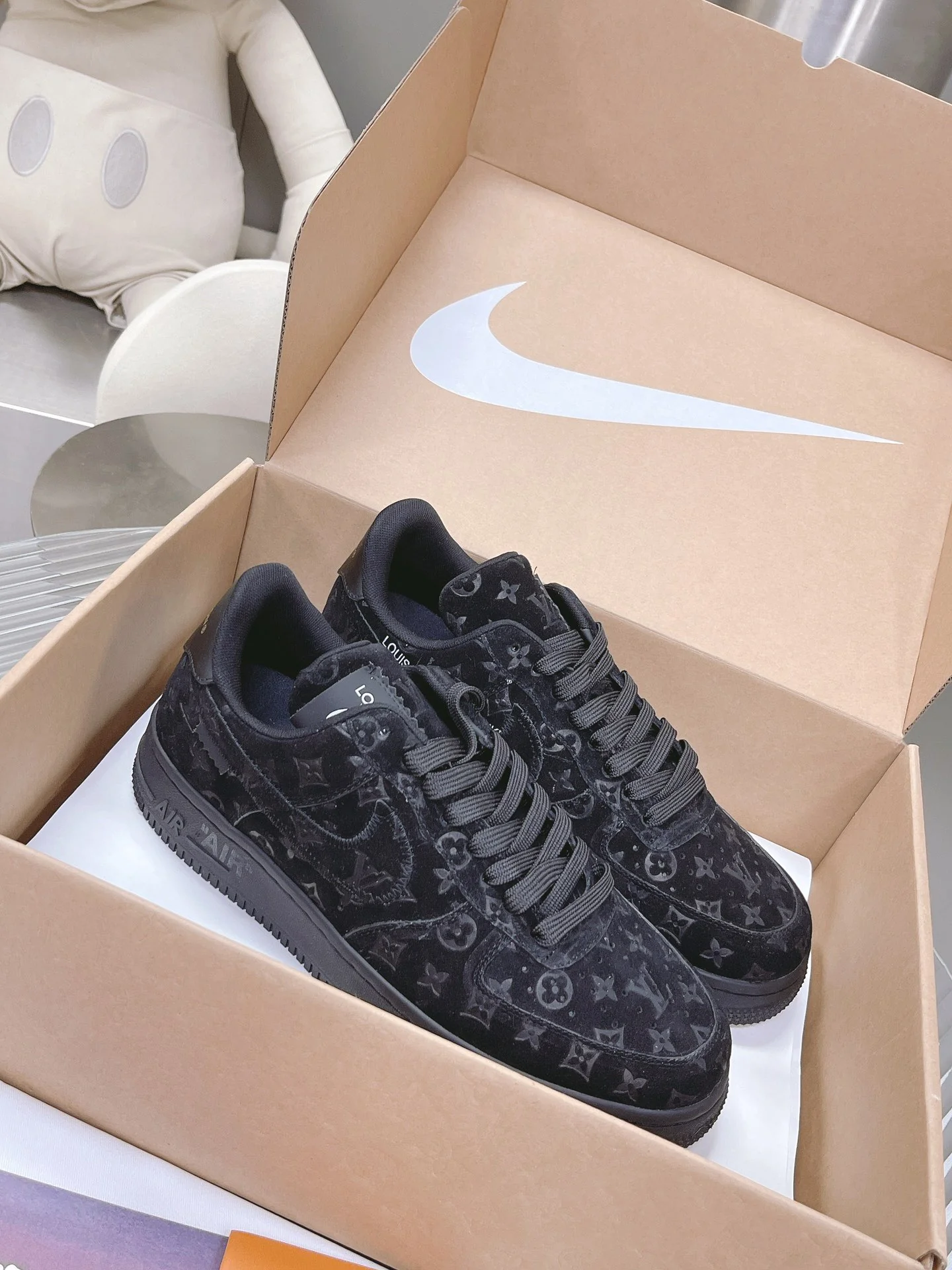 AF1 x OW by Virgil - Triple Black Customs - Image 6