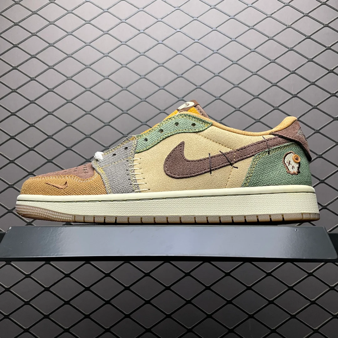 AJ1 Low Voodoo - Image 2