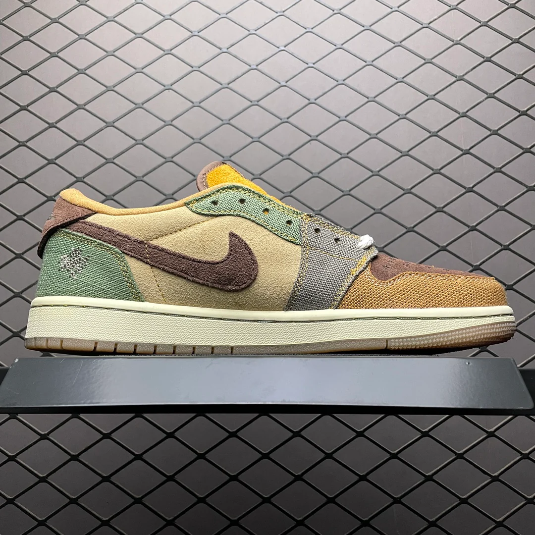 AJ1 Low Voodoo - Image 4