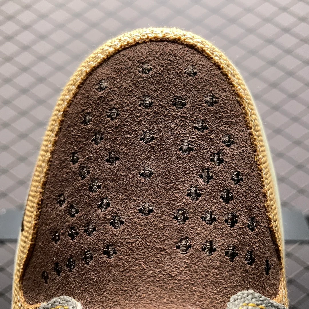 AJ1 Low Voodoo - Image 8