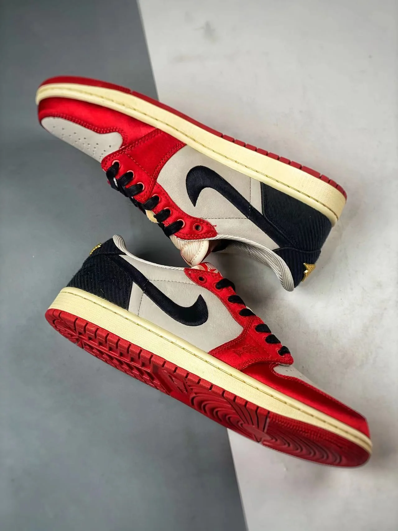 AJ 1 Low x High Trophy Room - Rookie Card - Image 4