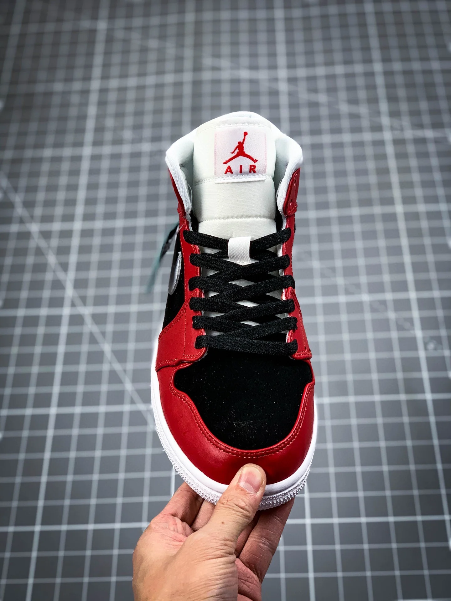 AJ1 Mid Gym Red Black - Image 2