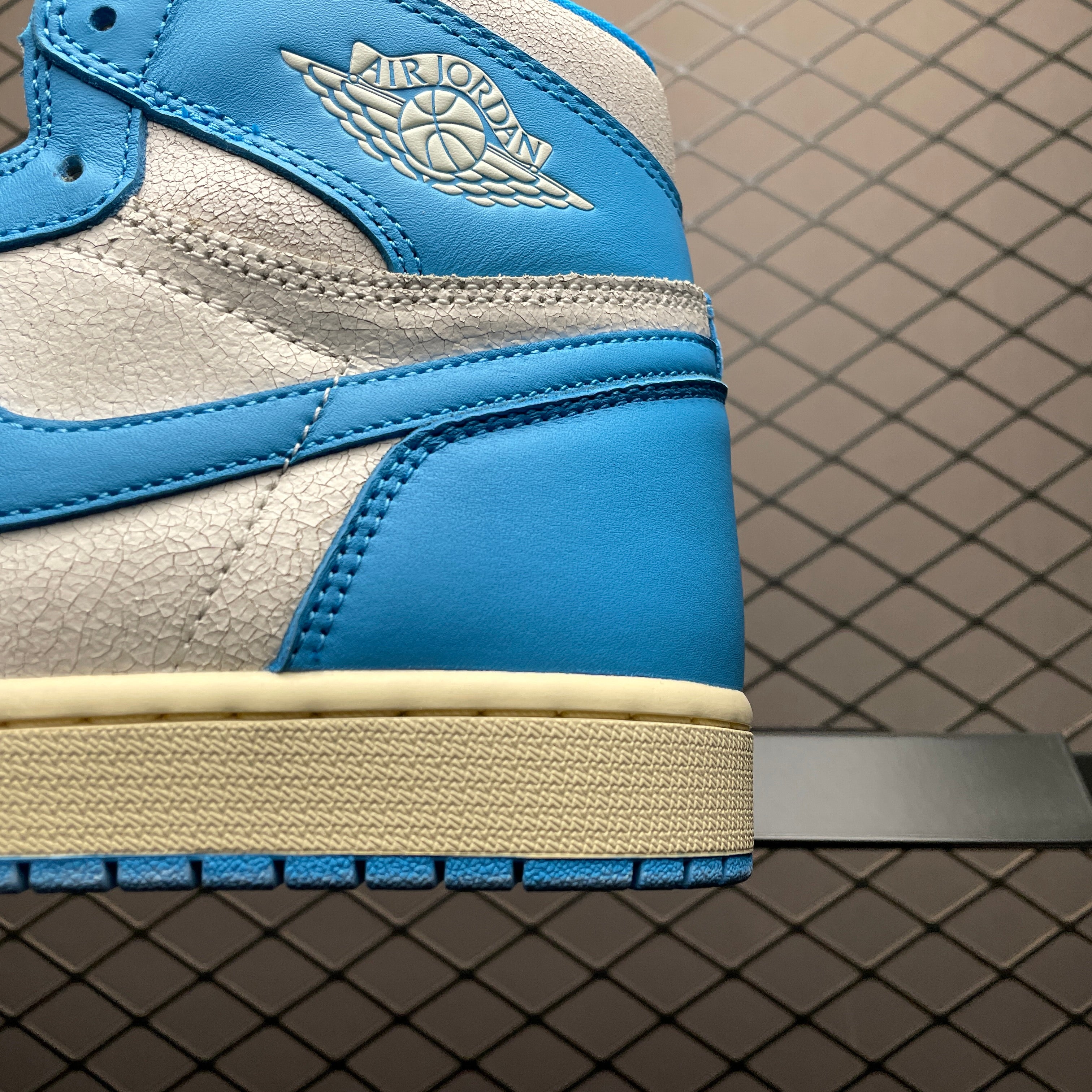 AJ1 OG UNC Reimagined - Image 5