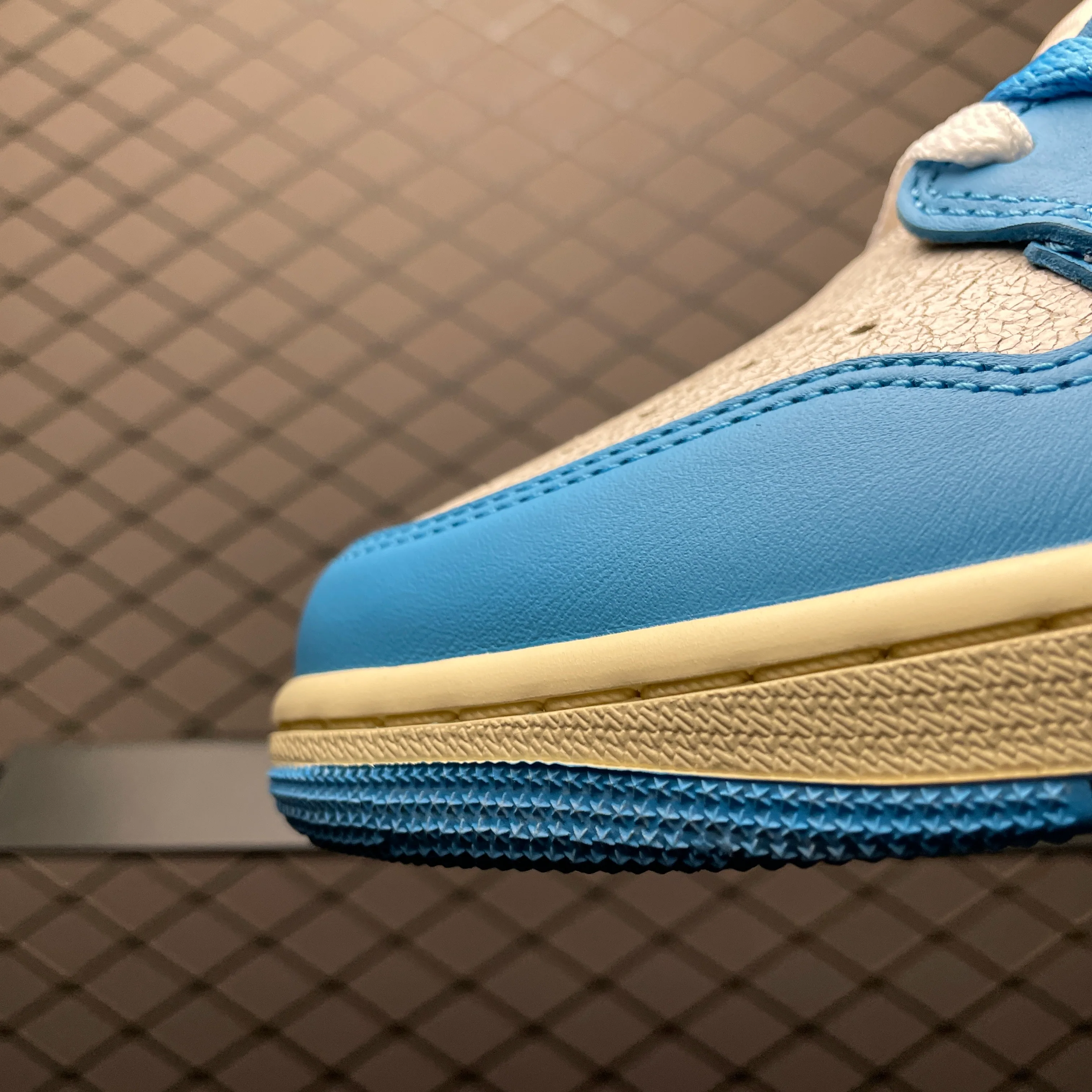 AJ1 OG UNC Reimagined - Image 7