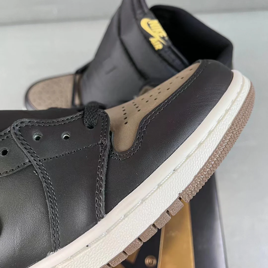 AJ1 Palomino - Image 5