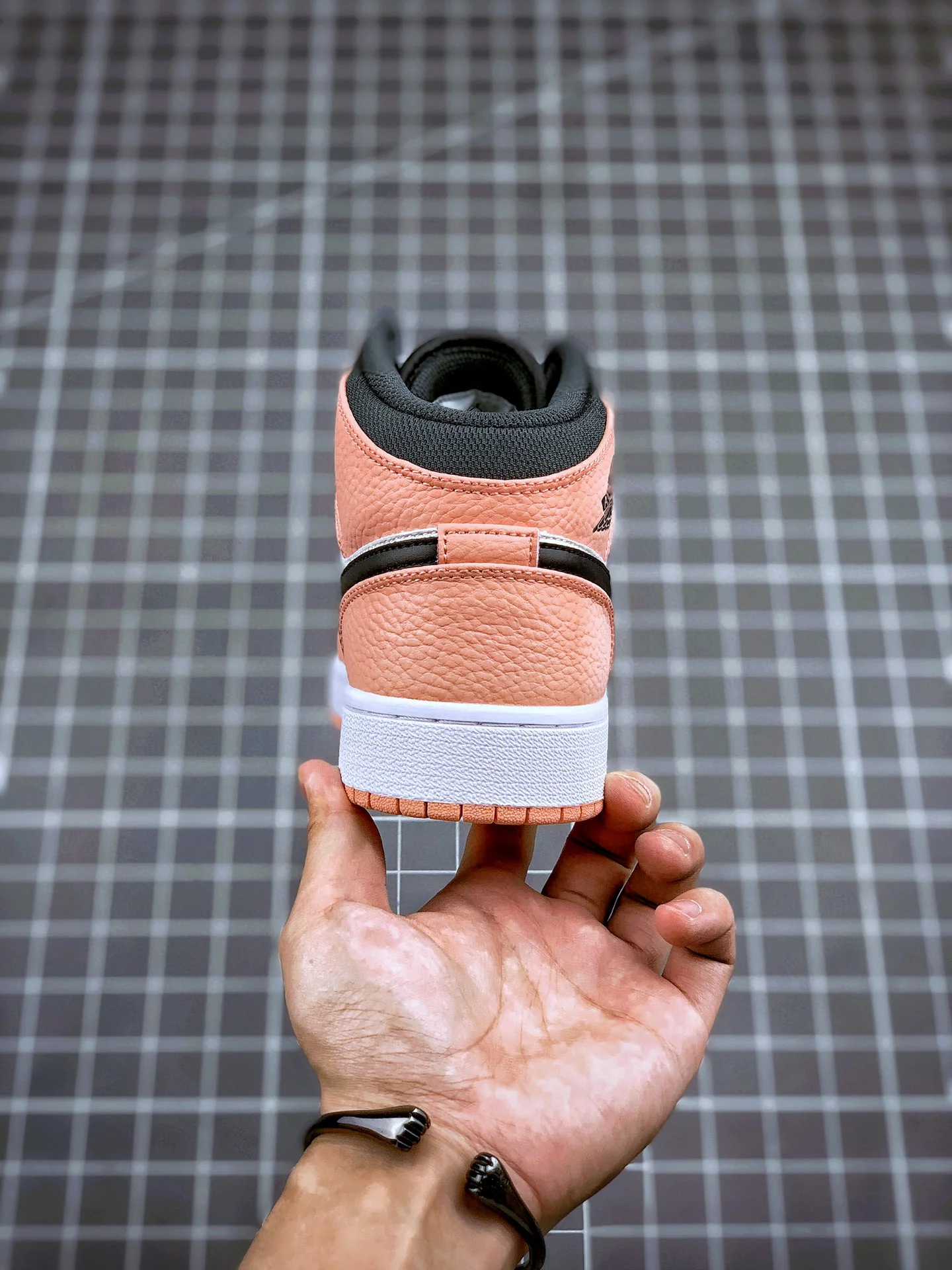 AJ1 Pink Quartz - Image 9