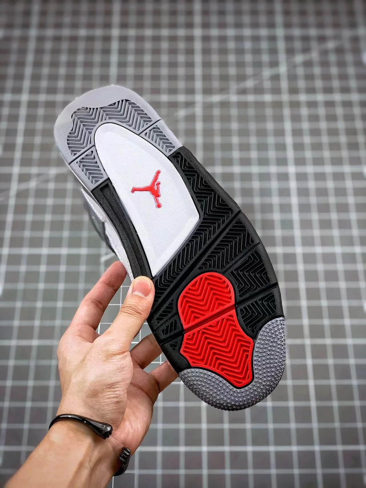 AJ4 Retro White Cement - Image 8