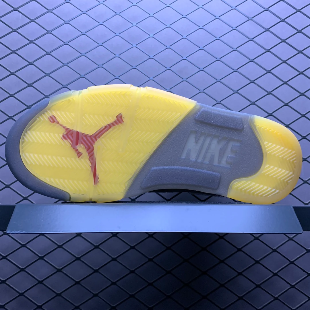 AJ5 x OW Retro Sail - Image 6