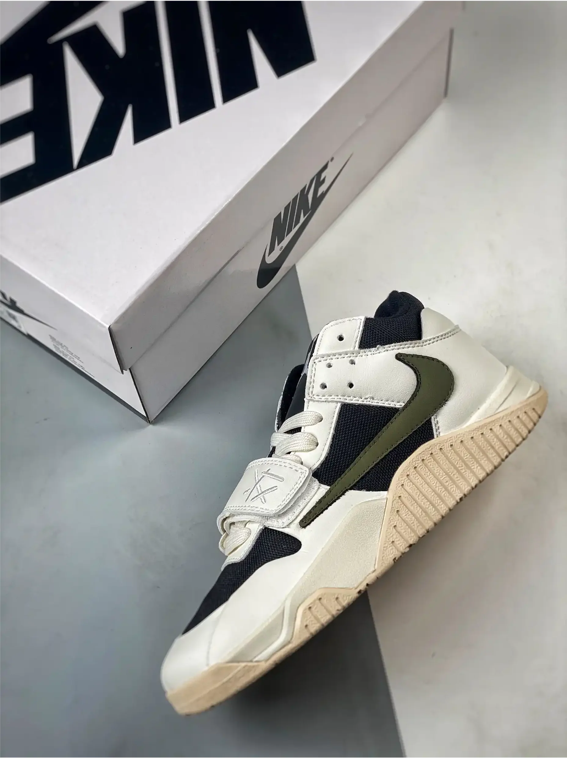 Jumpman Jack Travis Scott Cut The Check Olive - Image 2