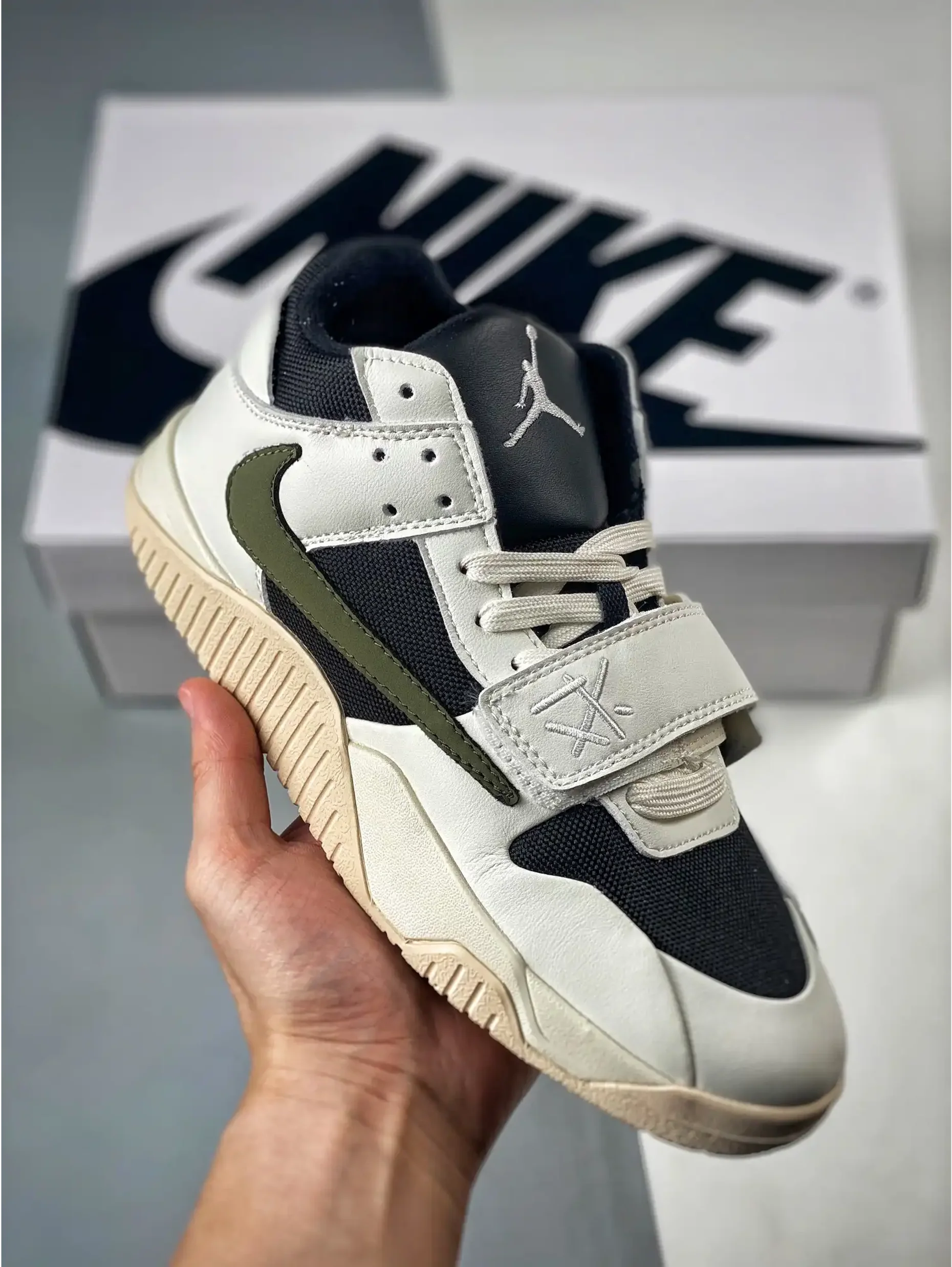 Jumpman Jack Travis Scott Cut The Check Olive - Image 4