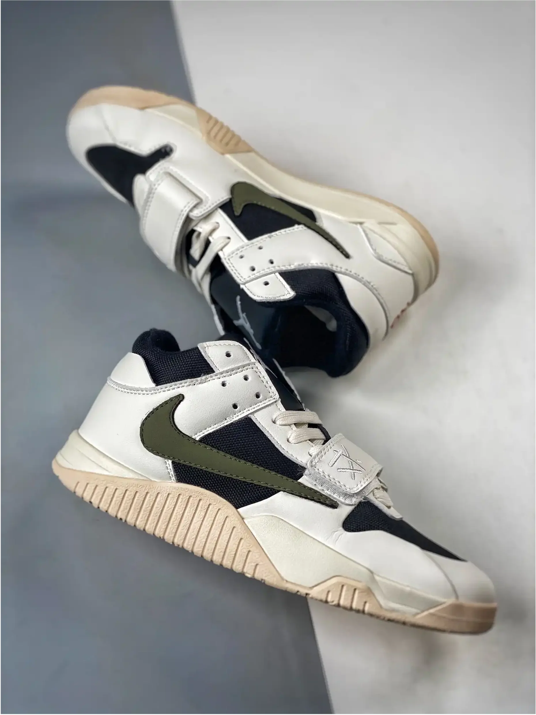 Jumpman Jack Travis Scott Cut The Check Olive - Image 5