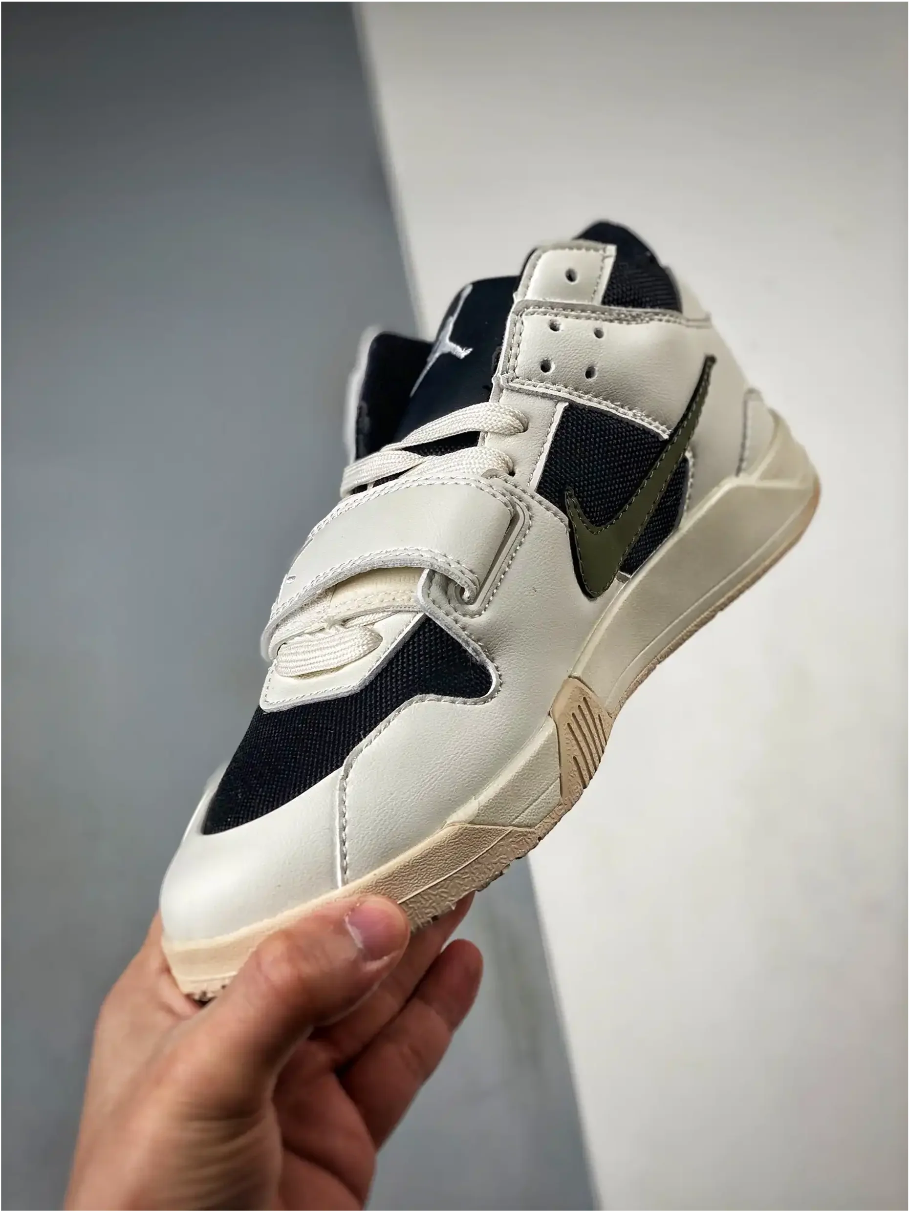 Jumpman Jack Travis Scott Cut The Check Olive - Image 8