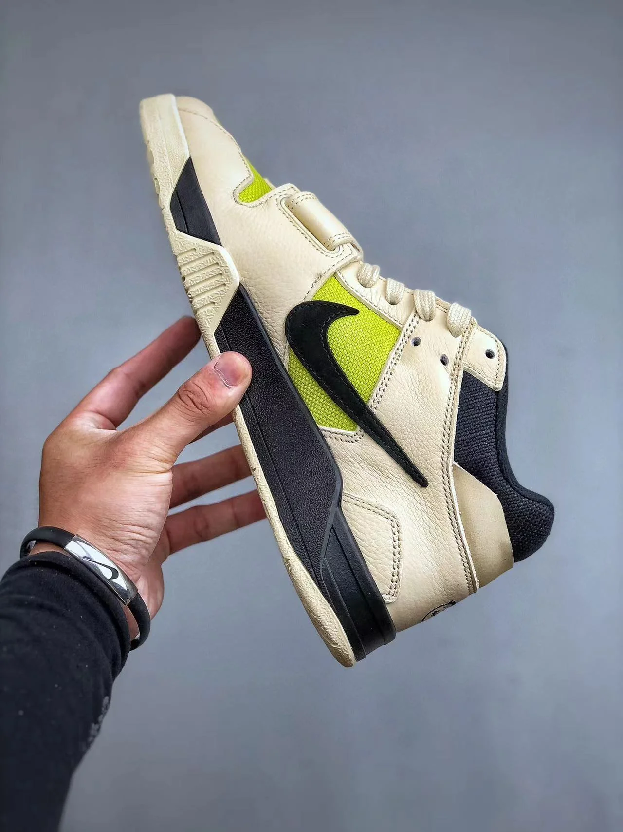 Jumpman Jack Travis Scott Cut The Check Bright Cactus - Image 3
