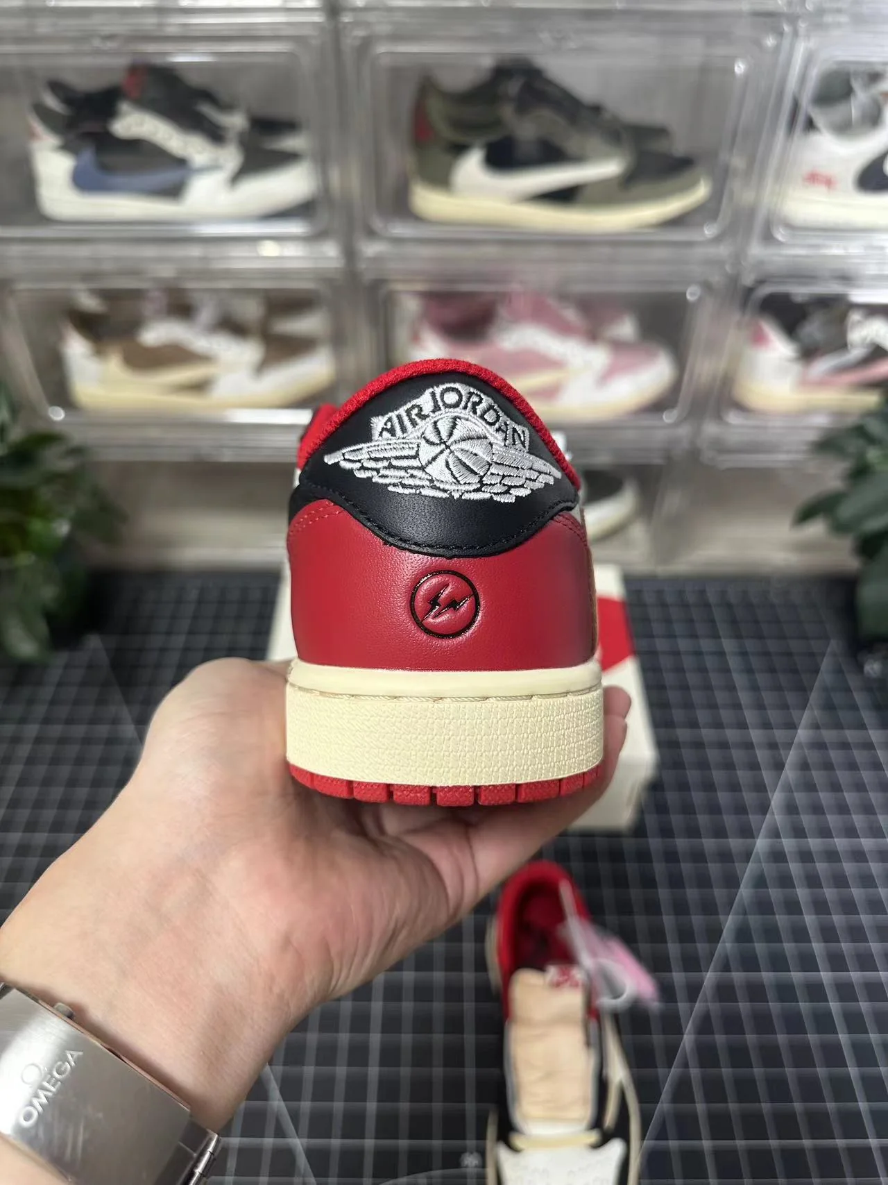 AJ1 Low Travis Scott Chicago - Image 7