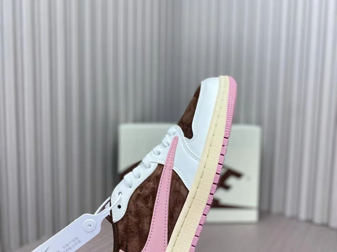 AJ1 Low Travis Scott Dark Pony | Pink Oxford - Image 6