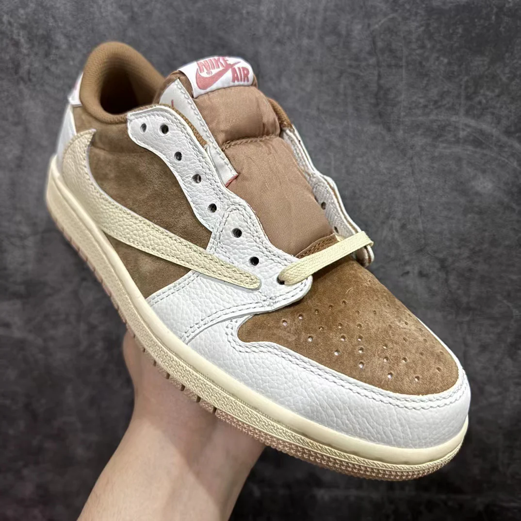 AJ1 Low Travis Scott Pink Mocha - Image 4
