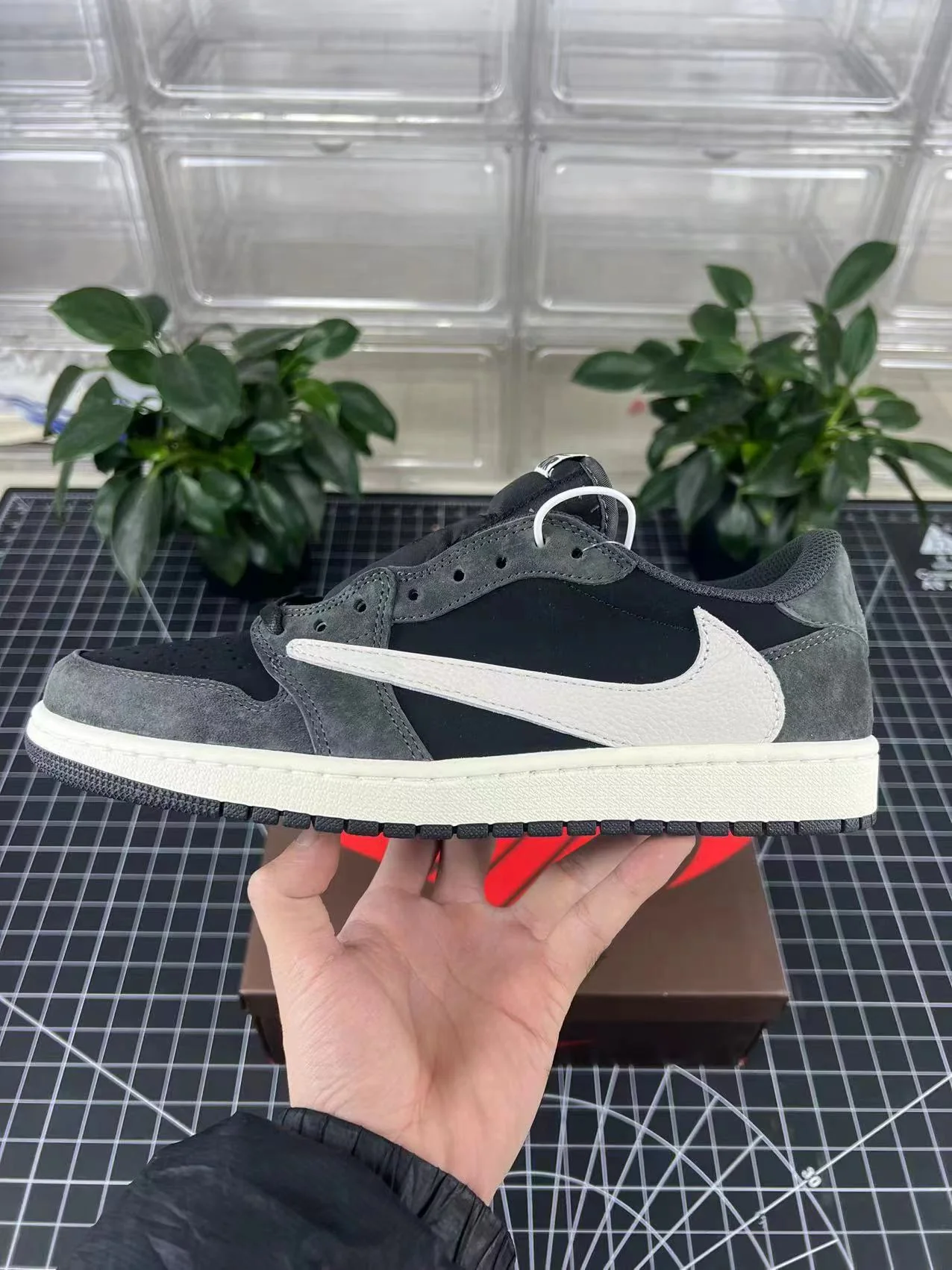 AJ1 Low Travis Scott Reverse Phantom Grey - Image 6