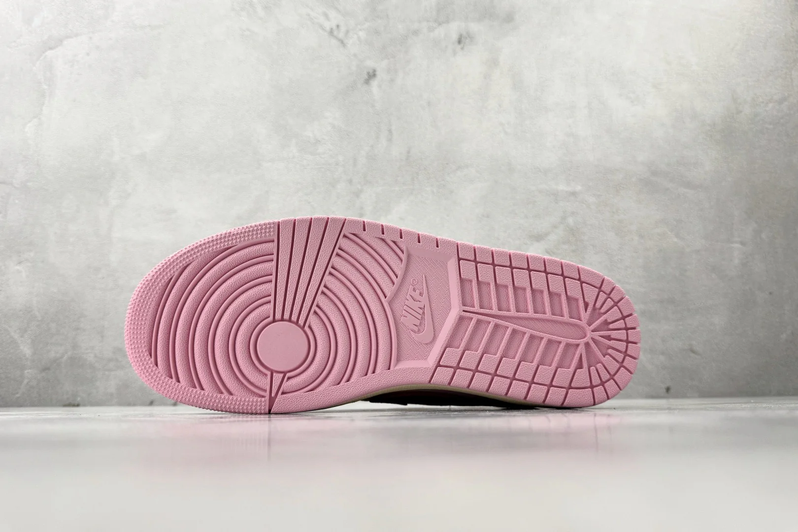 AJ1 Low Travis Scott Tropical Pink - Image 5