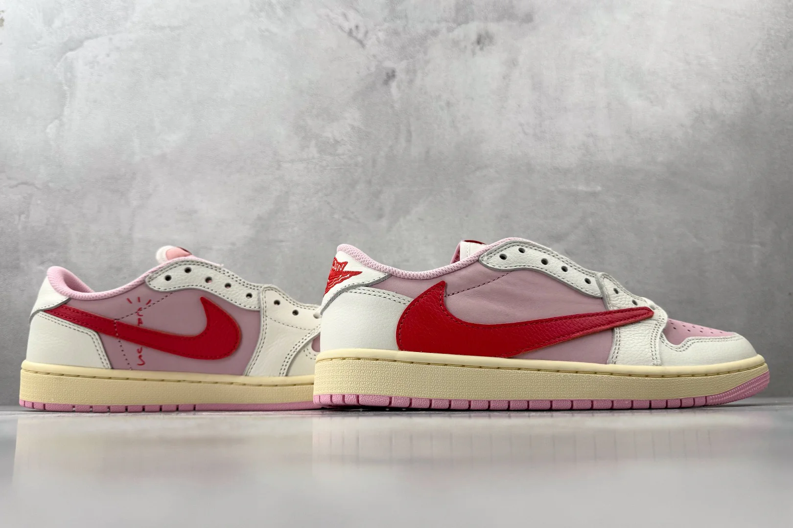 AJ1 Low Travis Scott Tropical Pink - Image 7