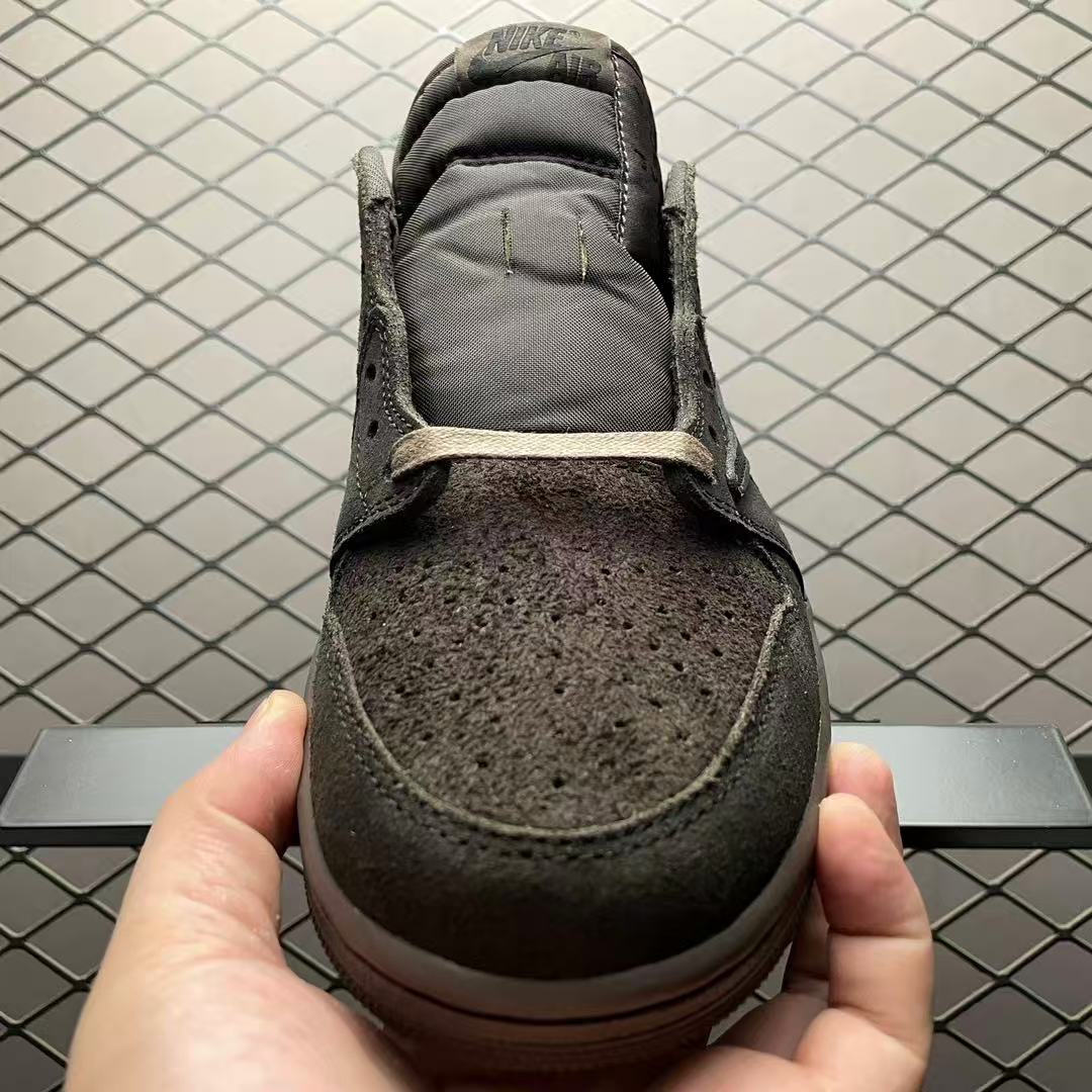 AJ1 Low Travis Scott Velvet Brown - Image 10