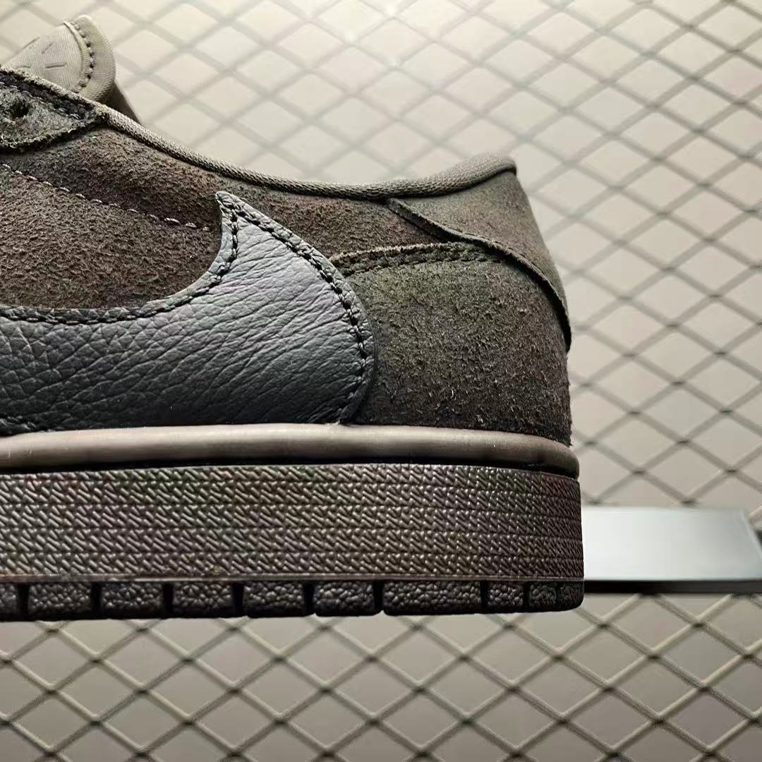 AJ1 Low Travis Scott Velvet Brown - Image 4