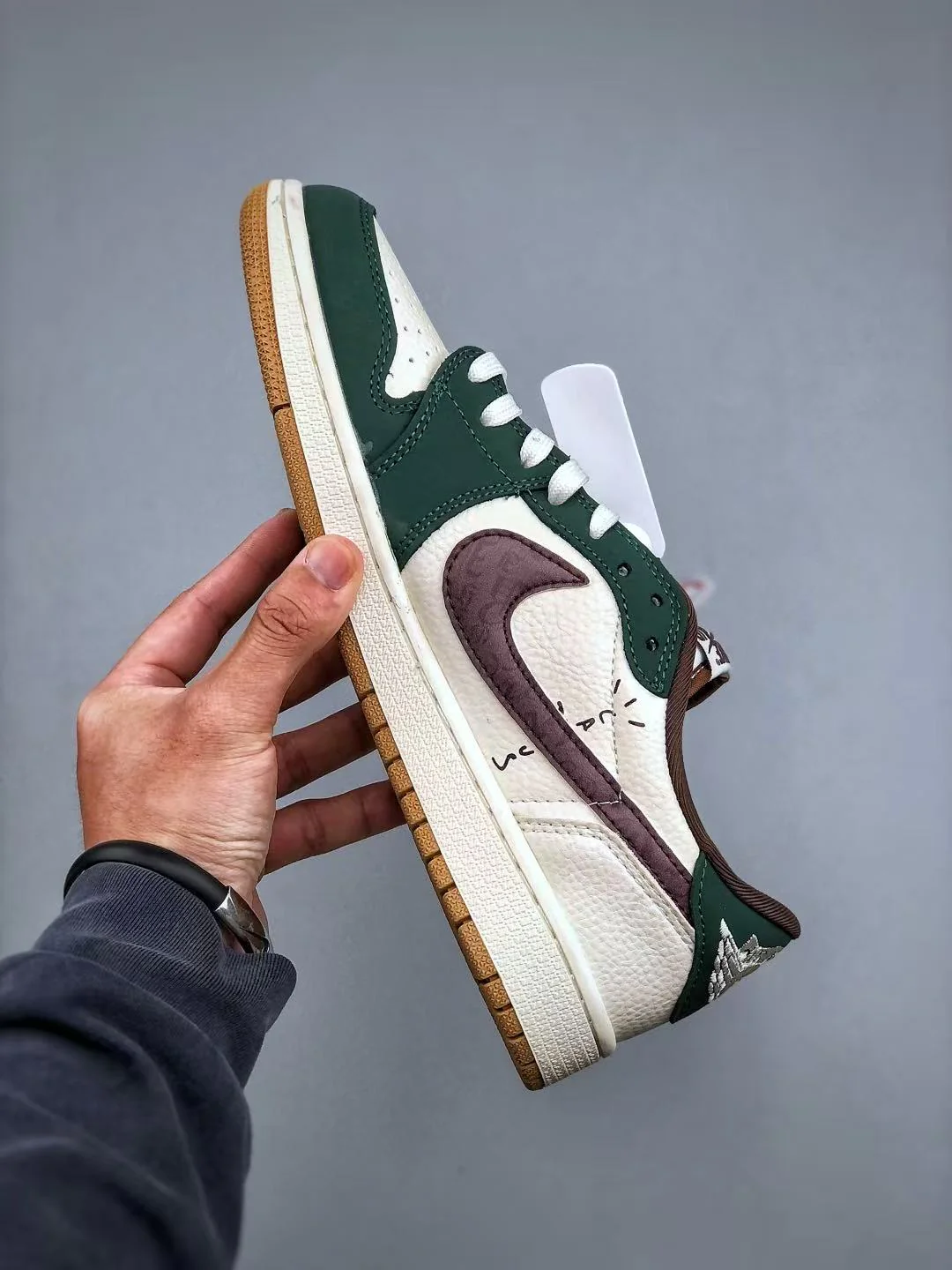 AJ1 Low Travis Scott x Chrome Hearts Customs - Image 10