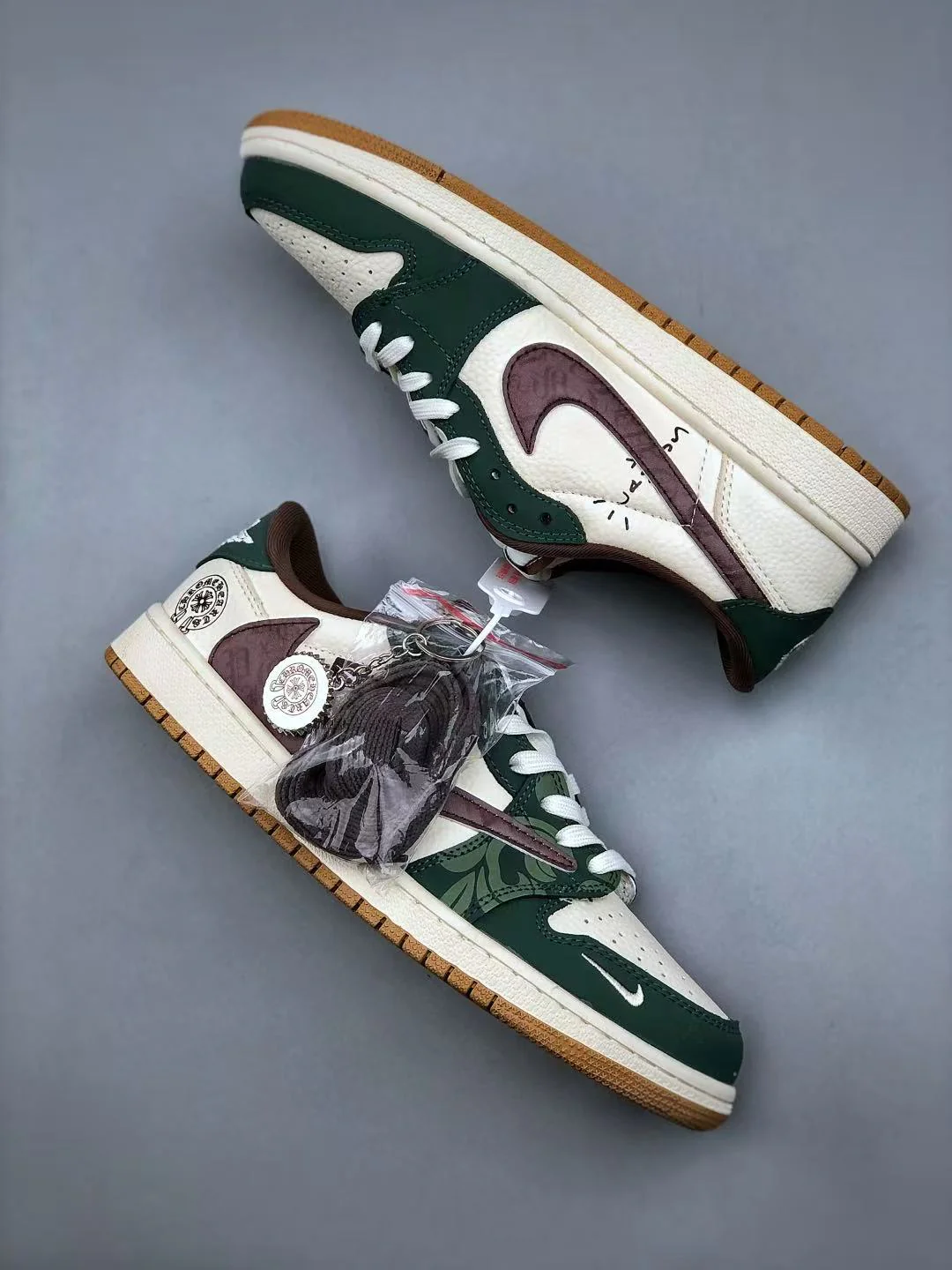 AJ1 Low Travis Scott x Chrome Hearts Customs - Image 9