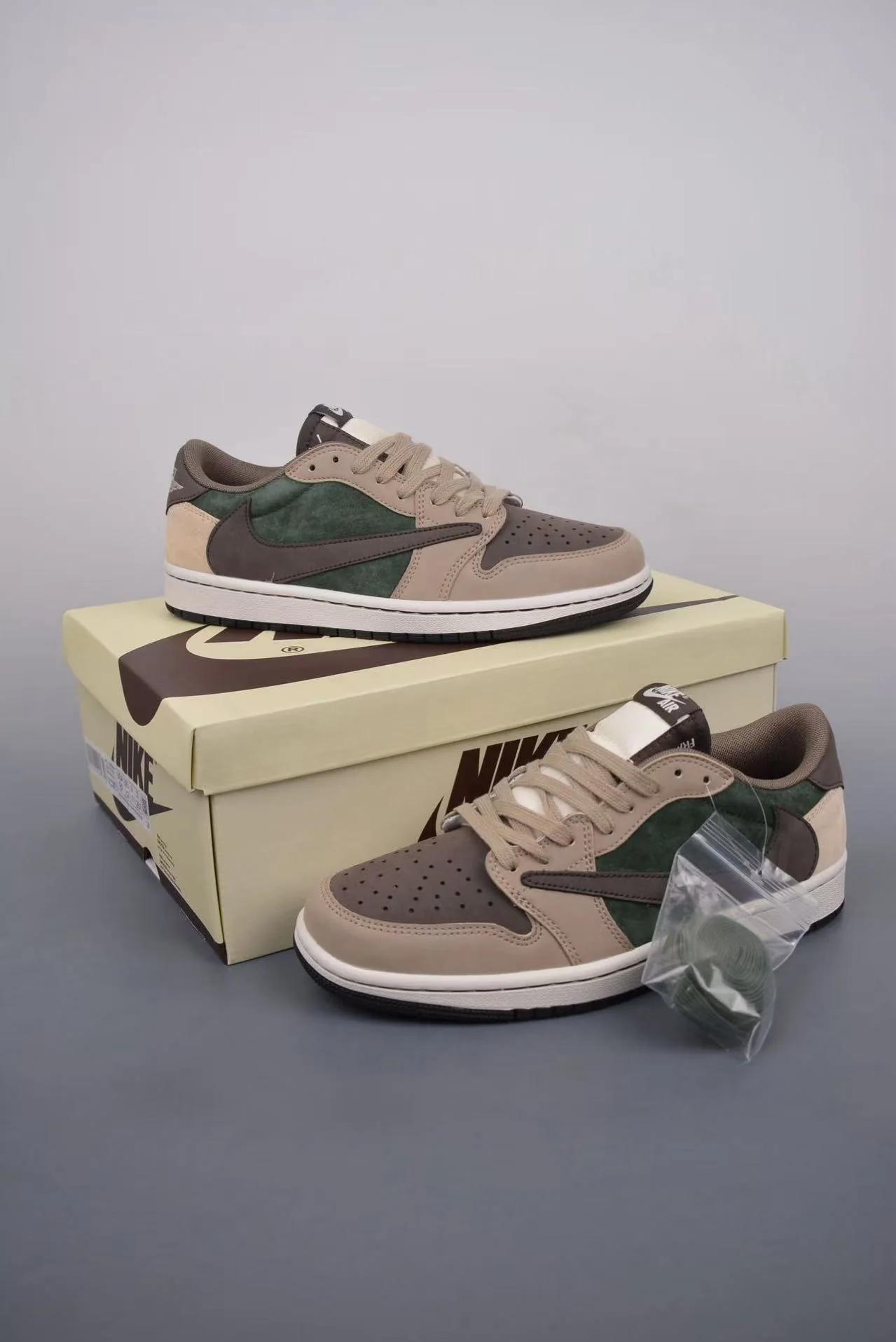 AJ1 Low Travis Scott x Khaki Forest Customs - Image 10
