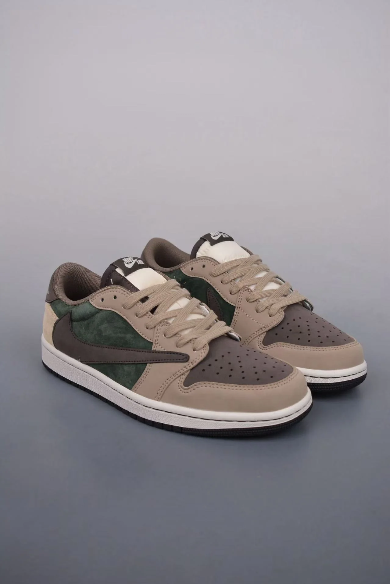 AJ1 Low Travis Scott x Khaki Forest Customs - Image 5