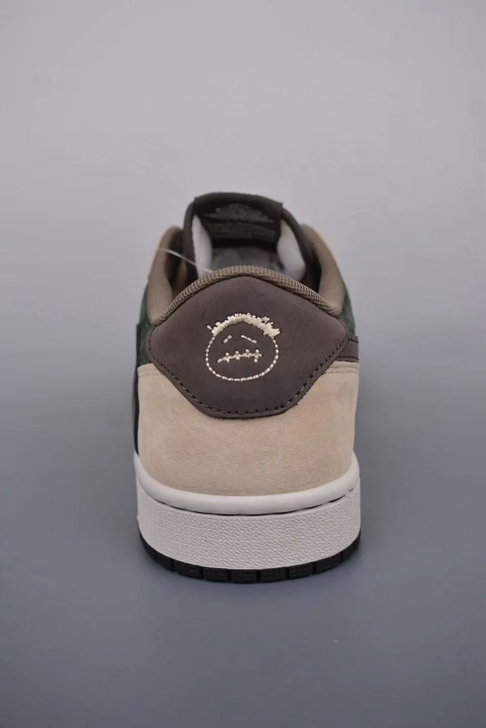 AJ1 Low Travis Scott x Khaki Forest Customs - Image 9