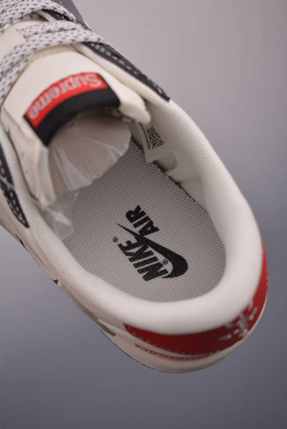 AJ1 Low Travis Scott x Supreme Customs - Image 10