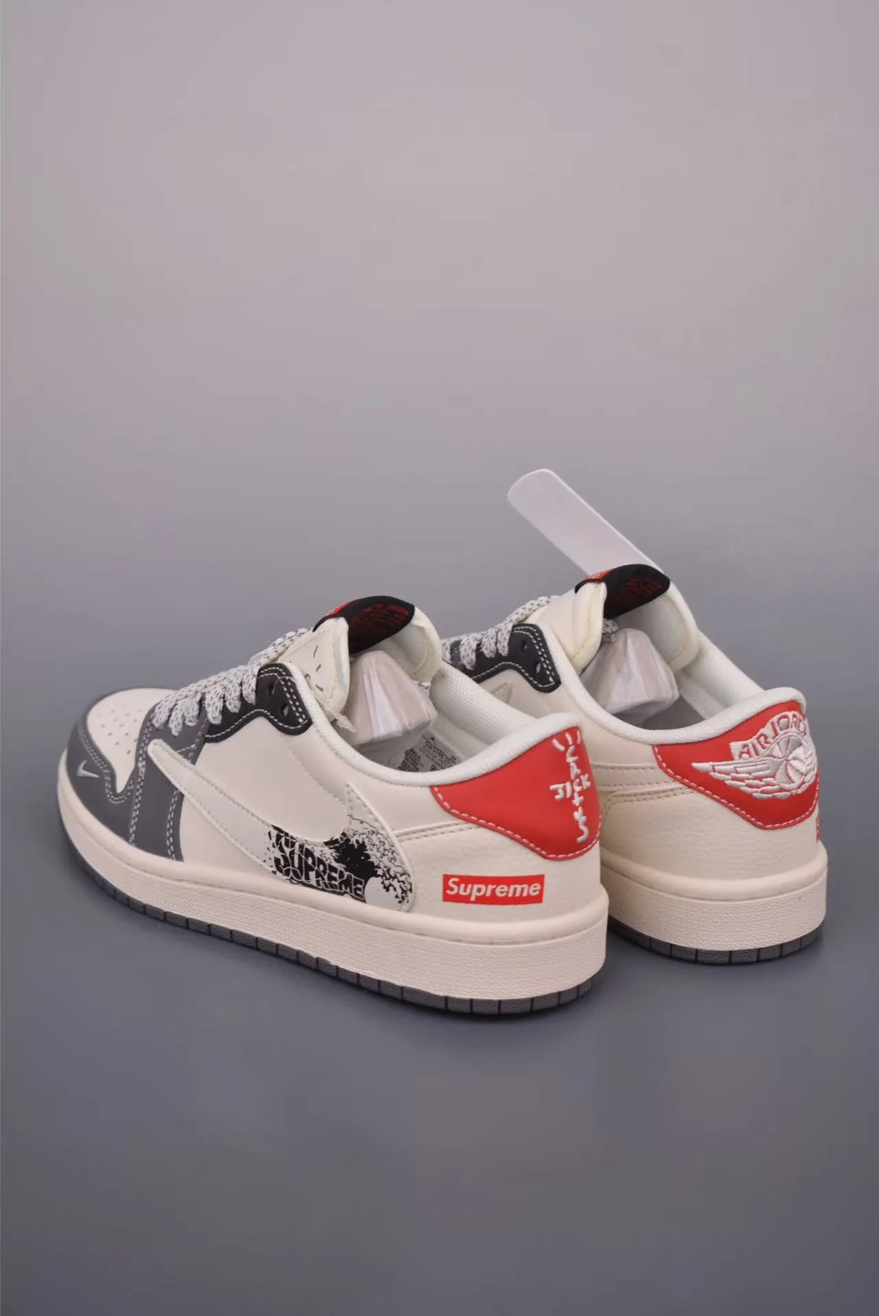 AJ1 Low Travis Scott x Supreme Customs - Image 2