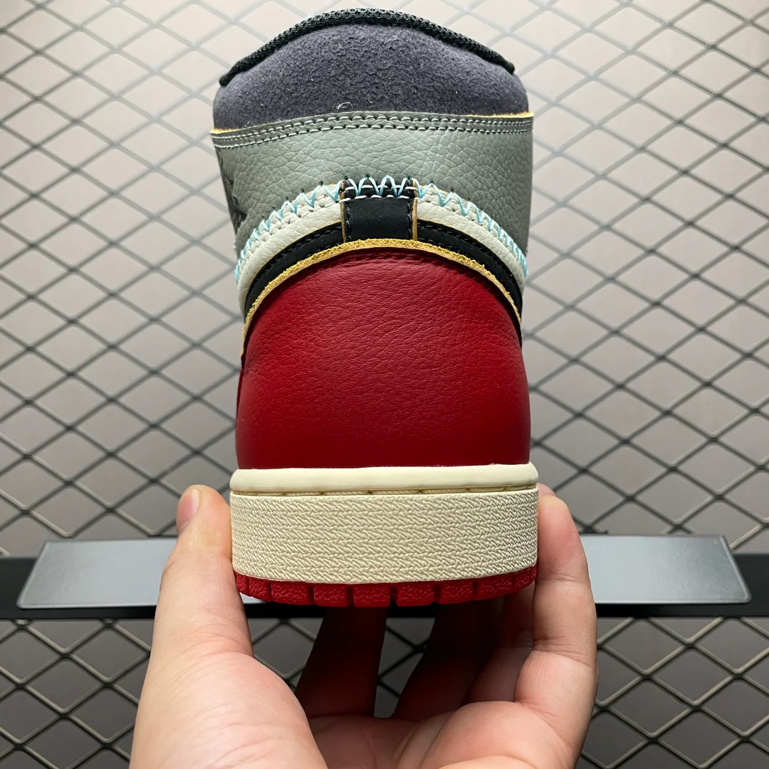 AJ1 Retro High Union LA Chicago - Image 3