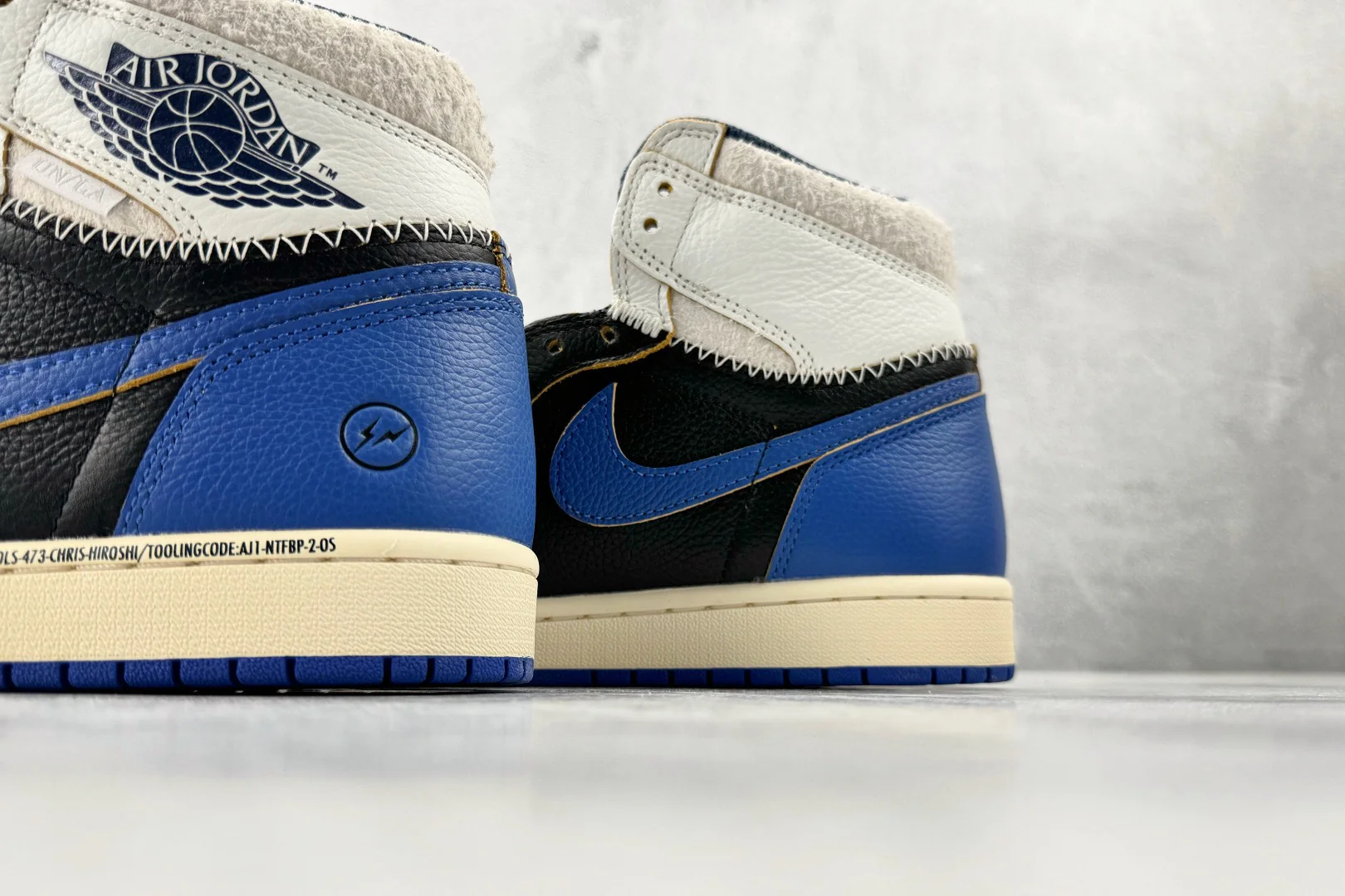 AJ1 Retro High Union Los Angeles x Fragment Design 2.0 - Image 9