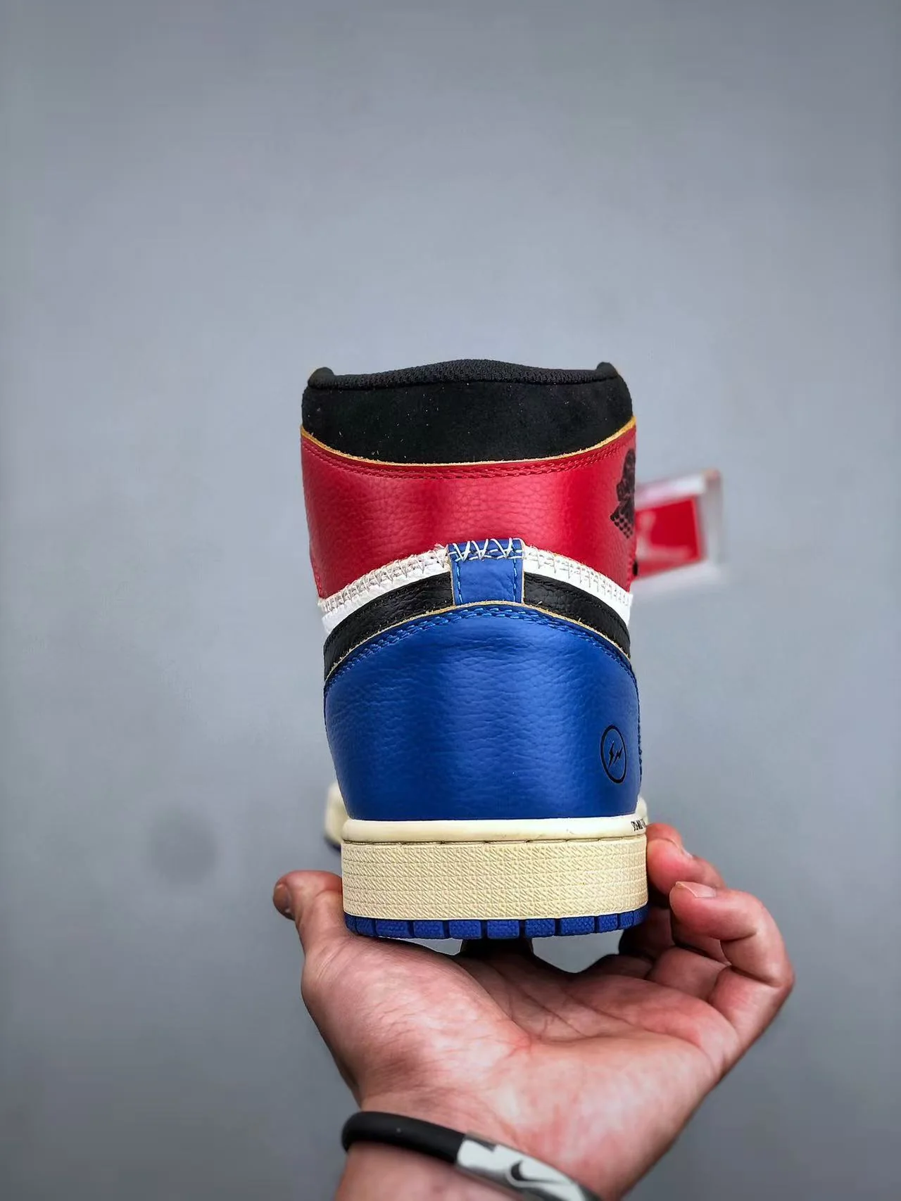 AJ1 Retro High Union Los Angeles x Fragment Design 1.0 - Image 7