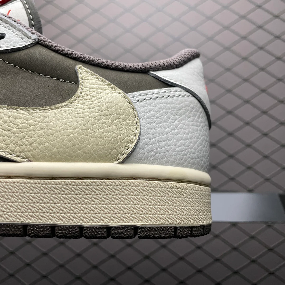 AJ1 Low Travis Scott Reverse Mocha - Image 5
