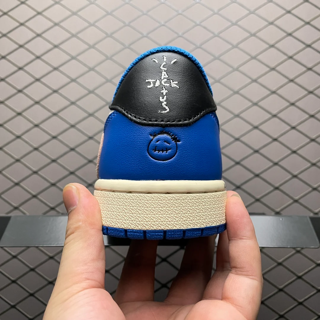 AJ1 Low Travis Scott x Fragment - Image 3