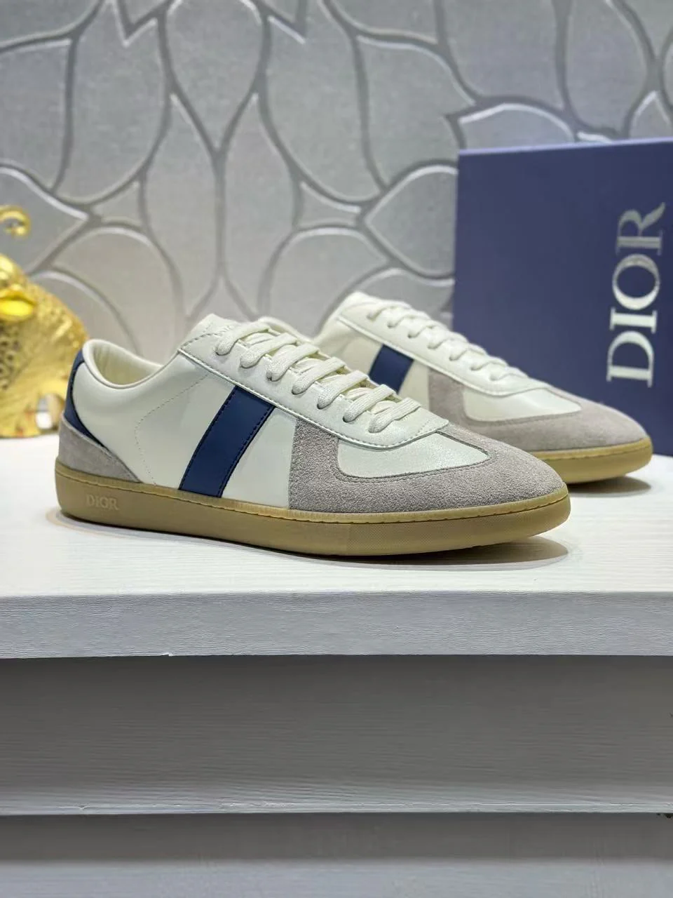 B01 Matchpoint Blue and White - Image 3