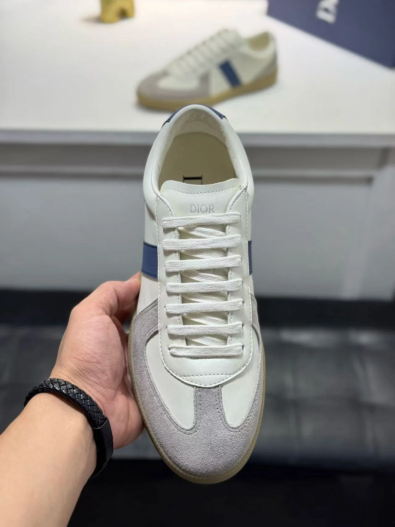 B01 Matchpoint Blue and White - Image 6