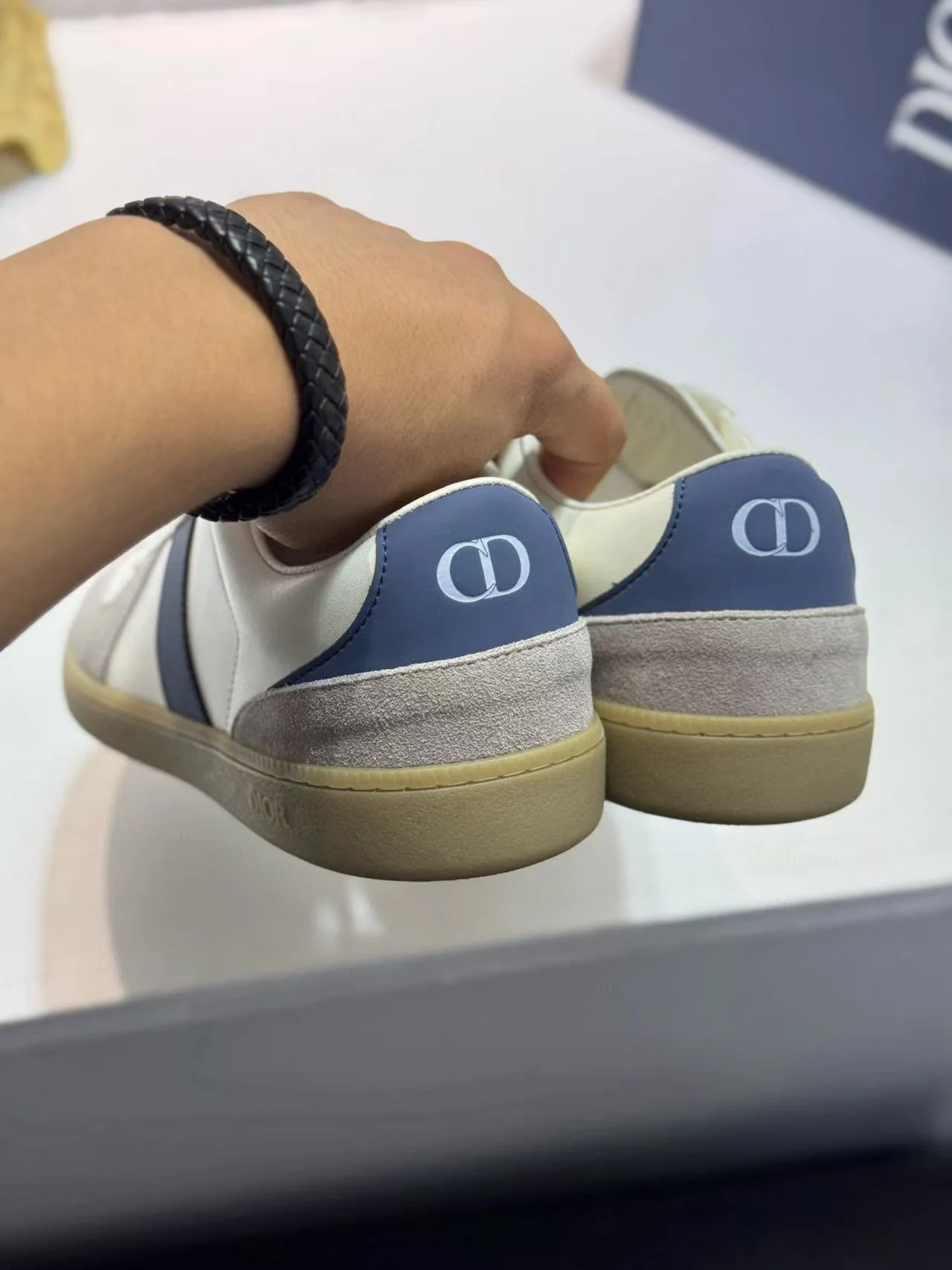 B01 Matchpoint Blue and White - Image 8