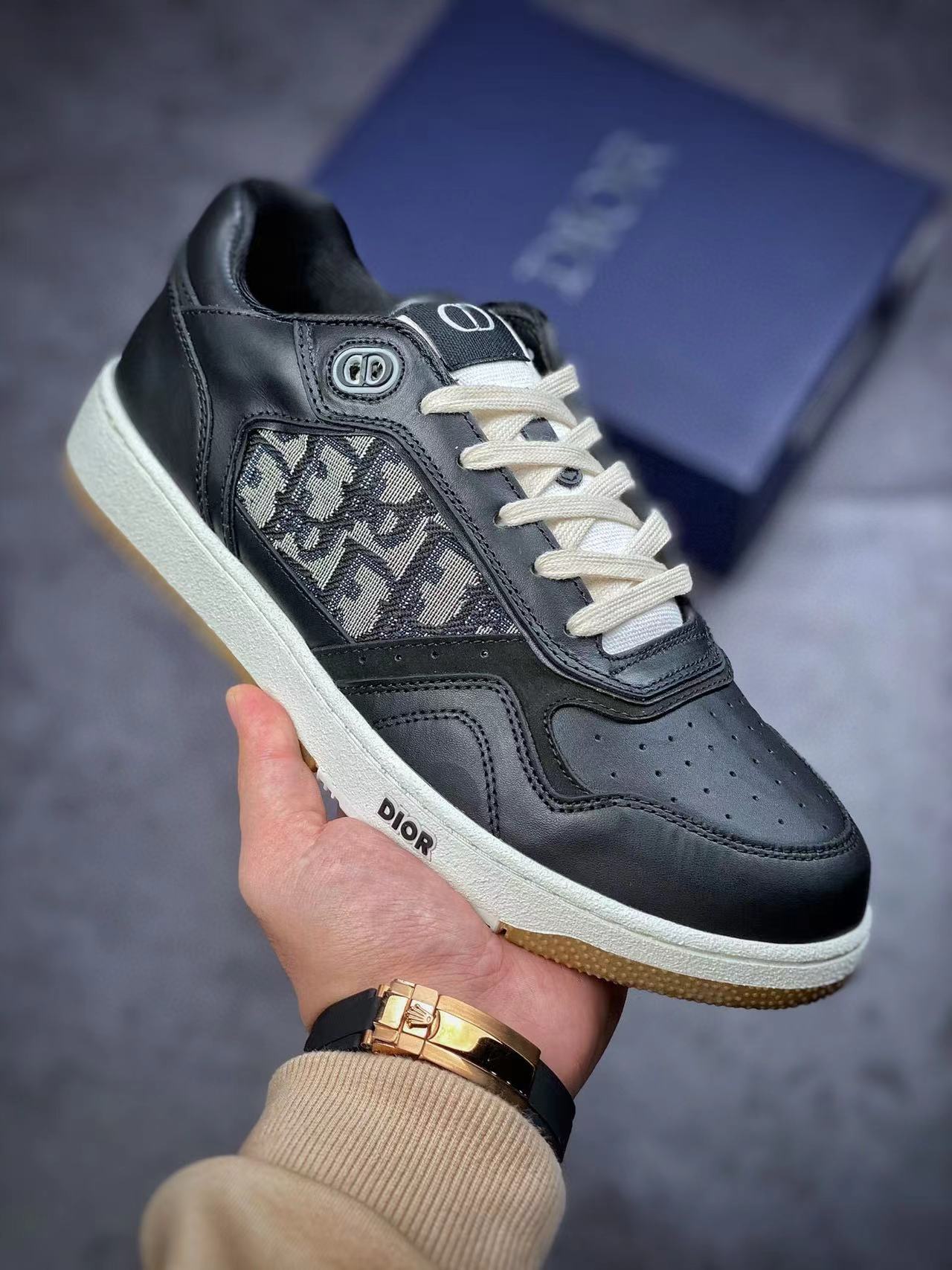 B27 Low-Top Black Oblique - Image 2