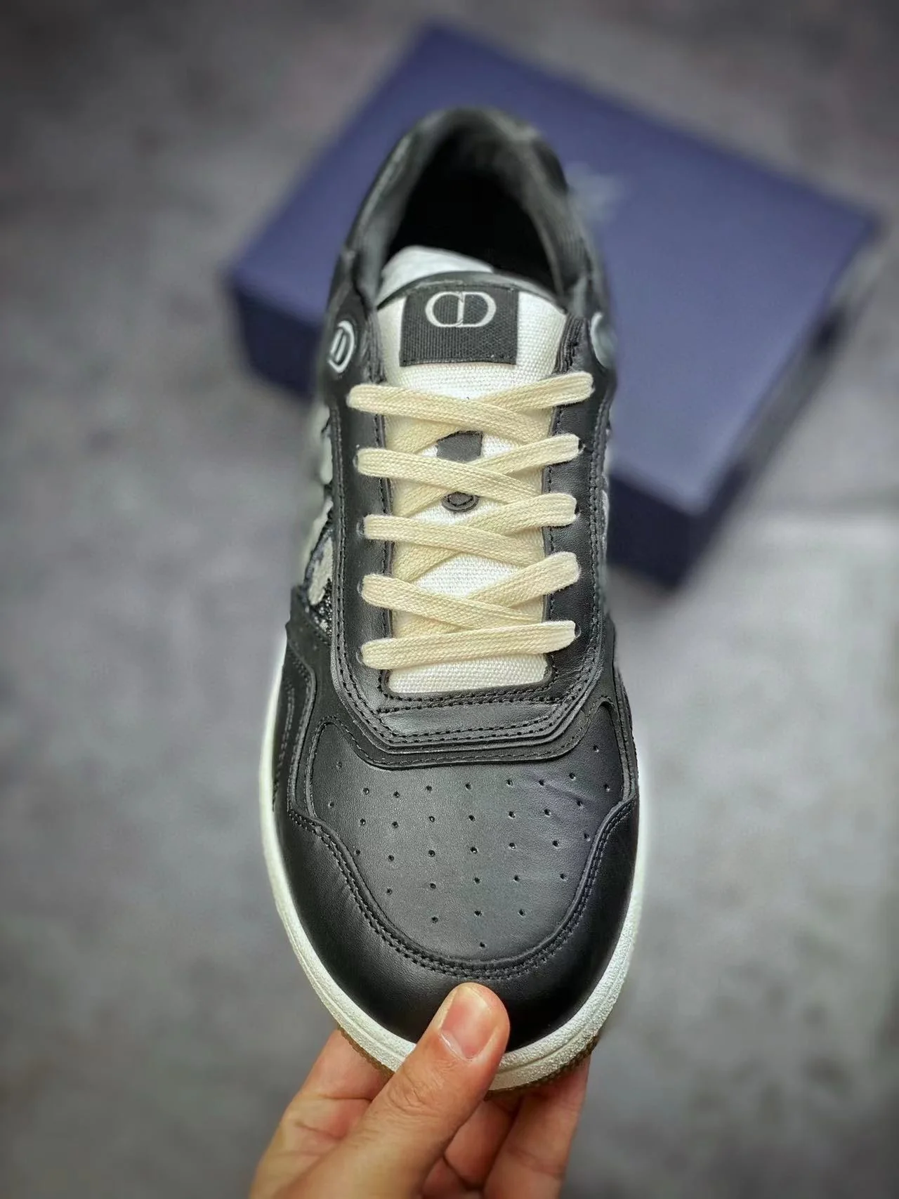 B27 Low-Top Black Oblique - Image 9