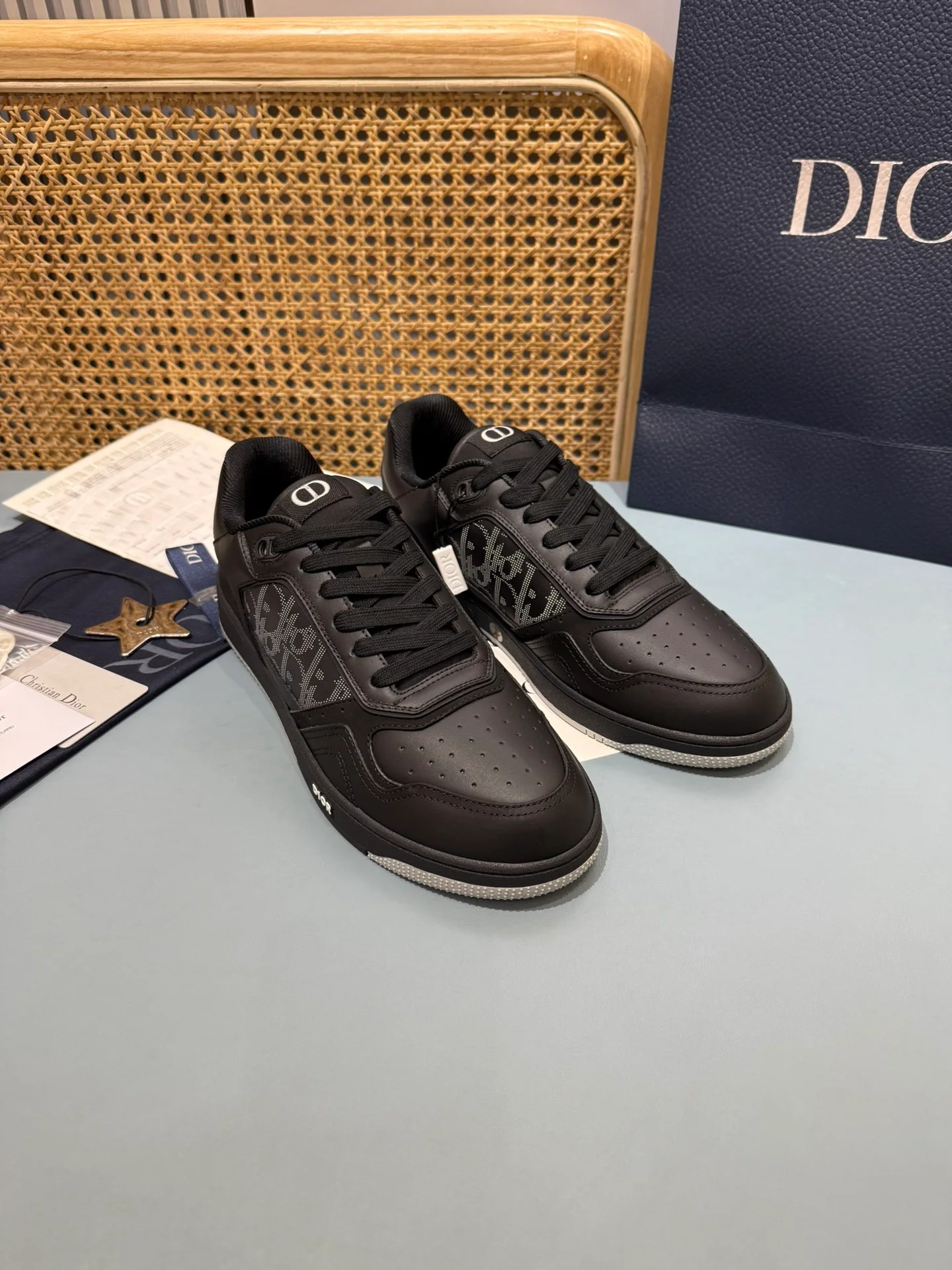 B27 Low-Top Black on Black - Image 6