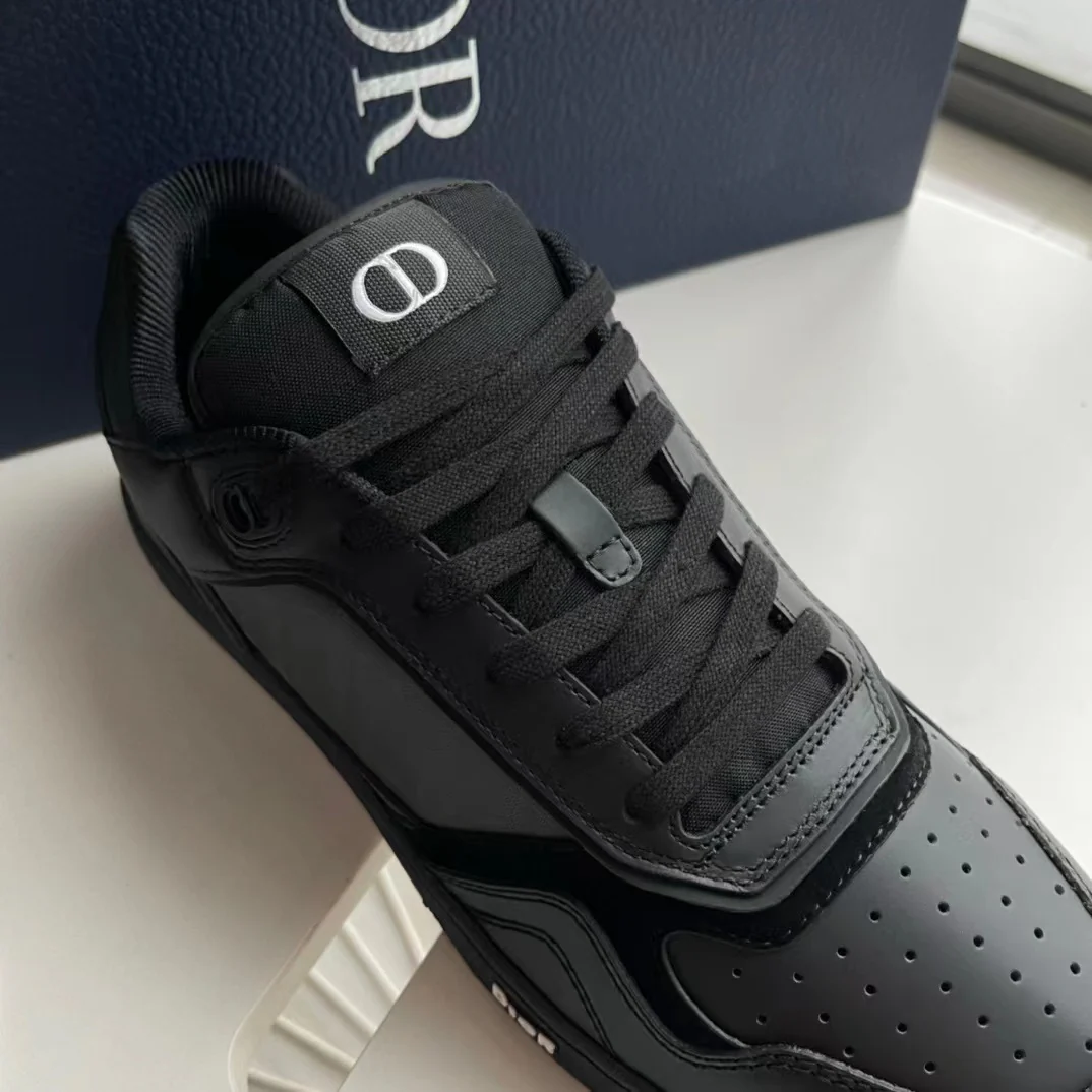 B27 Low-Top Black on Black - Image 9