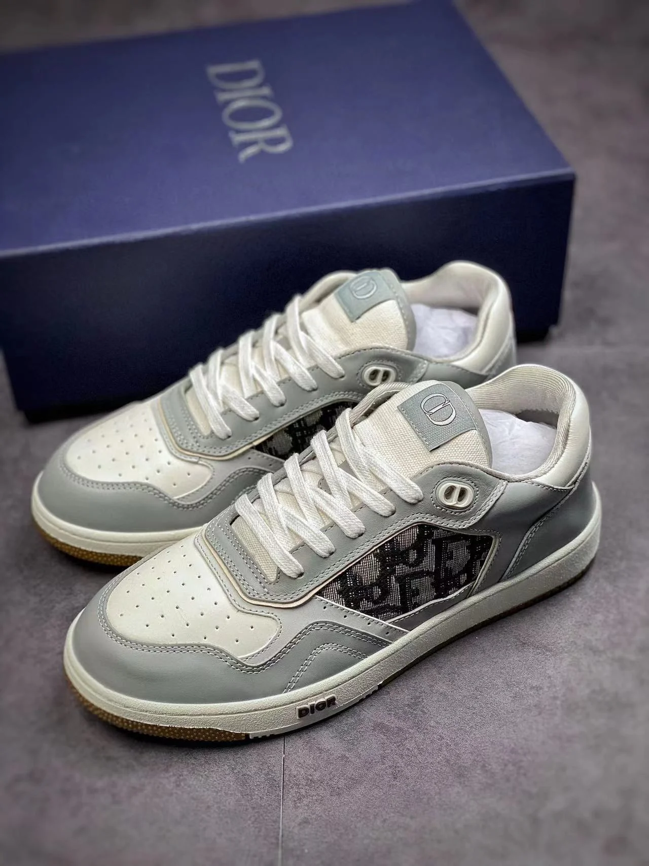 B27 Low-Top Grey Oblique - Image 6