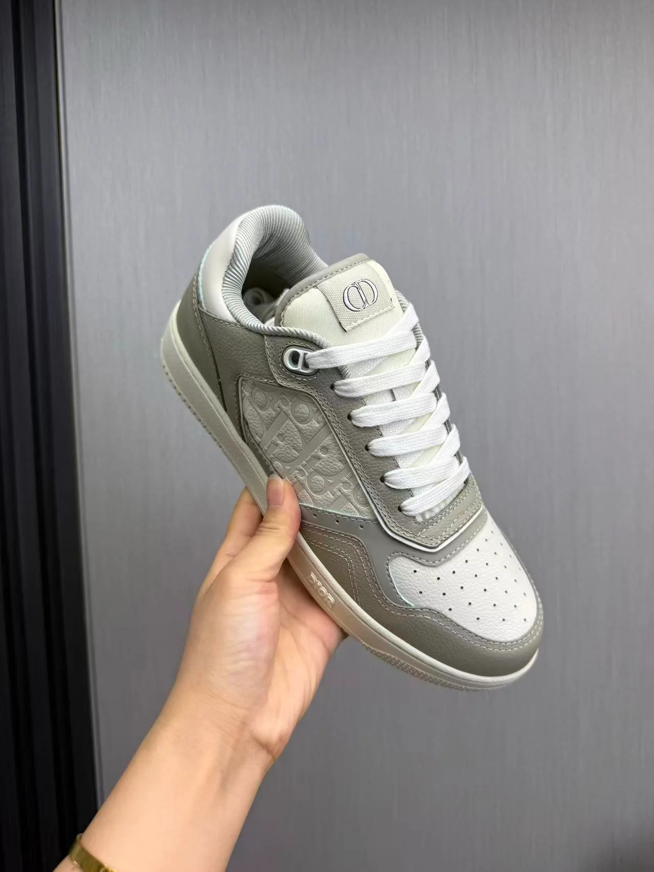 B27 Low-Top Trianon Gray and Cream Grained Calfskin - Image 8